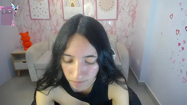 Snapshot of Kylie_ch1 chatting on November 24, 2025, 3:17 am Kylie ch1 online show from November 24, 2025, 3:17 am