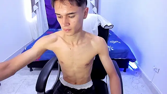 Aron Boyy online show from October 14, 2025, 8:31 pm