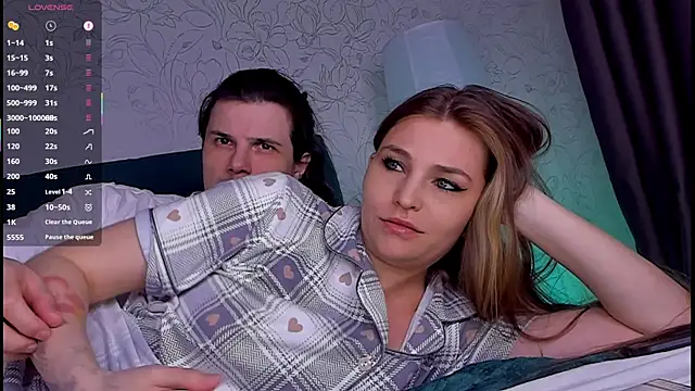 Kimberly Wolker online show from April 26, 2026, 6:38 pm