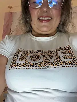 Lucy Milf 474 online show from April 13, 2026, 6:45 pm