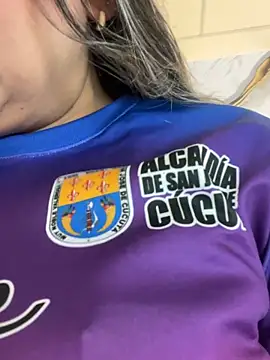 Snapshot of Lucy_Milf_474 chatting on May 12, 2026, 12:00 pm Lucy Milf 474 online show from May 12, 2026, 12:00 pm