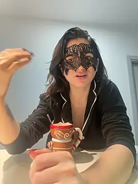 Snapshot of 0gece0 chatting on February 3, 2026, 9:47 am 0gece0 online show from February 3, 2026, 9:47 am