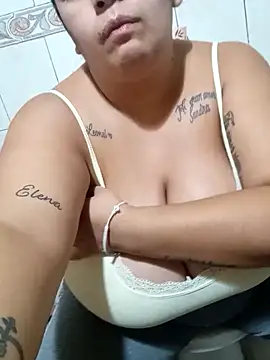 Pomelit00 online show from March 27, 2026, 4:32 am