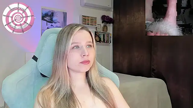 GoddessRoss online show from April 29, 2026, 5:22 am