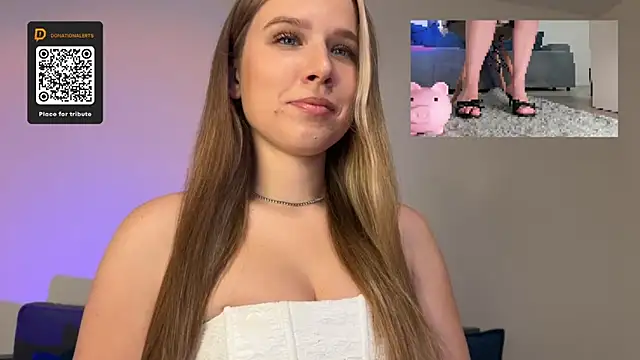 GoddessRoss online show from October 22, 2025, 7:02 pm