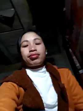 misa 00 online show from December 16, 2025, 4:44 pm