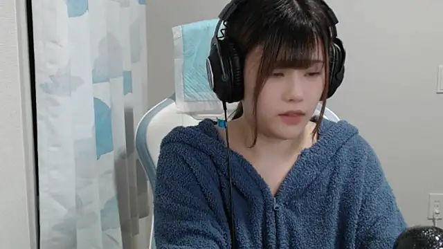 asuka xoxo online show from June 1, 2026, 11:43 am