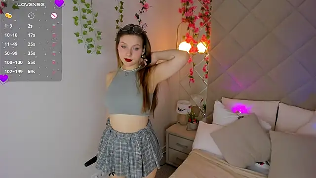 Snapshot of Hina_Smith chatting on November 27, 2025, 11:32 am Hina Smith online show from November 27, 2025, 11:32 am