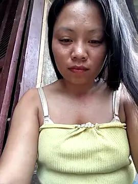 venu00 online show from May 23, 2026, 2:43 am