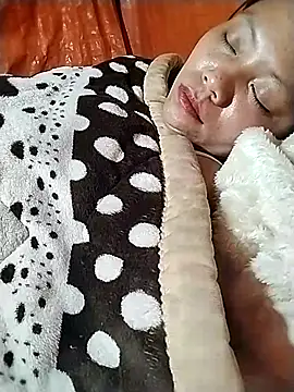 venu00 online show from November 5, 2025, 4:54 pm