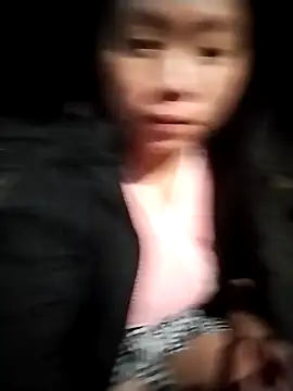 venu00 online show from November 30, 2025, 2:51 pm