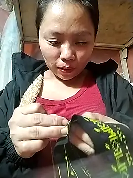 venu00 online show from October 26, 2025, 2:50 pm