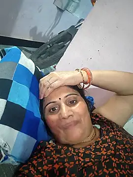 Snapshot of Rakhi99x chatting on May 14, 2026, 5:32 pm Rakhi99x online show from May 14, 2026, 5:32 pm