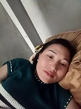 Snapshot of YAYAA-502 chatting on February 21, 2026, 2:08 pm YAYAA-502 online show from February 21, 2026, 2:08 pm