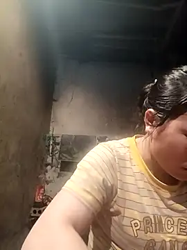 Snapshot of YAYAA-502 chatting on February 16, 2026, 1:10 pm YAYAA-502 online show from February 16, 2026, 1:10 pm