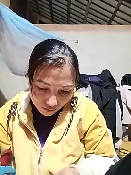 Snapshot of YAYAA-502 chatting on February 19, 2026, 1:52 pm YAYAA-502 online show from February 19, 2026, 1:52 pm