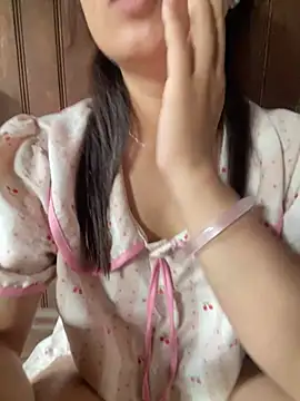 Snapshot of Ngoc-bbi chatting on June 25, 2026, 12:52 am Ngoc-bbi online show from June 25, 2026, 12:52 am