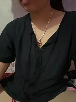 Snapshot of Ngoc-bbi chatting on June 28, 2026, 10:32 am Ngoc-bbi online show from June 28, 2026, 10:32 am