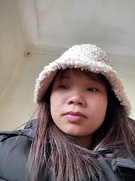 Ngoc-bbi online show from March 11, 2026, 2:27 am