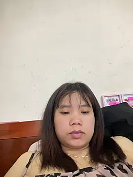 Ngoc-bbi online show from March 11, 2026, 2:33 pm