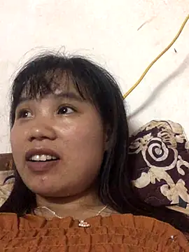 Ngoc-bbi online show from September 8, 2025, 6:29 pm