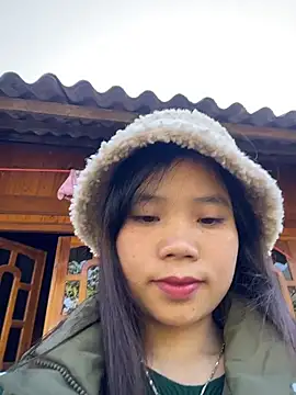 Ngoc-bbi online show from November 30, 2025, 2:23 am