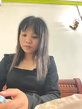 Ngoc-bbi online show from September 12, 2025, 4:51 pm