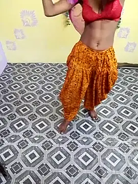 Snapshot of Cute-Rashmii chatting on October 28, 2025, 9:30 am Cute-Rashmii online show from October 28, 2025, 9:30 am