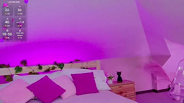 Liann Stark online show from March 24, 2026, 6:35 am