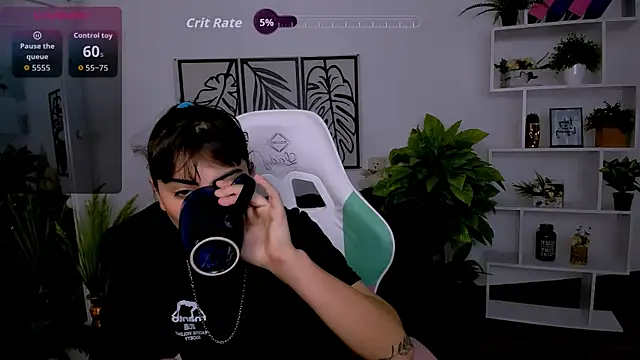 Cocoa Sins online show from October 3, 2025, 5:53 am