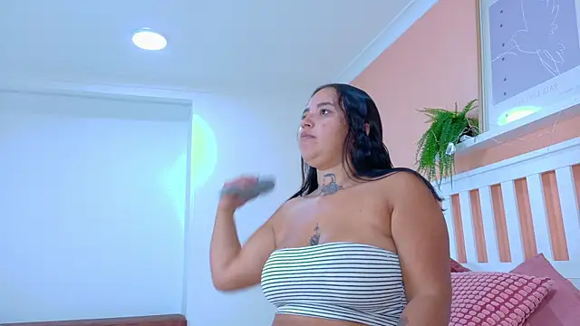 Snapshot of BriannaBennett__ chatting on September 11, 2025, 9:04 pm BriannaBennett online show from September 11, 2025, 9:04 pm