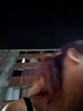 dulcelatin21 online show from November 28, 2025, 3:39 am