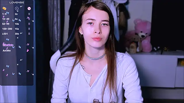 ZoyaMill online show from October 10, 2025, 4:57 am