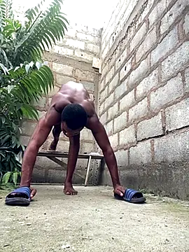 Snapshot of Makemecum634941 chatting on November 26, 2025, 9:09 am Makemecum634941 online show from November 26, 2025, 9:09 am