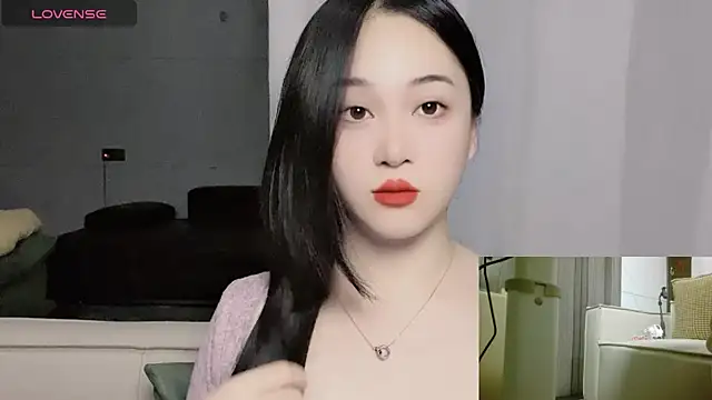 woaiqinqin online show from December 20, 2025, 3:04 pm