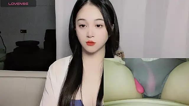 woaiqinqin online show from October 17, 2025, 4:20 pm