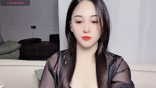 woaiqinqin online show from October 6, 2025, 3:57 pm