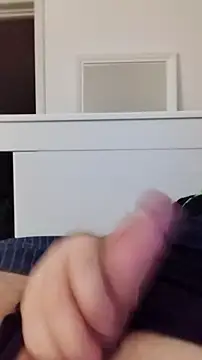 NewJoiner online show from October 8, 2025, 8:42 pm