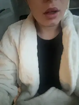 Snapshot of Sophsaysxox chatting on November 5, 2025, 7:22 am Sophsaysxox online show from November 5, 2025, 7:22 am