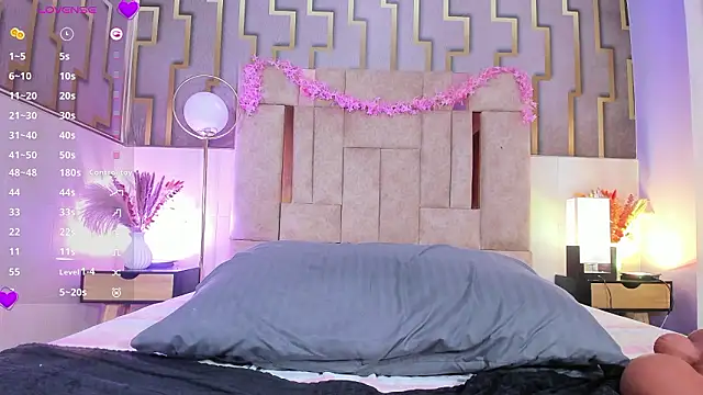 Snapshot of luna_maisonn chatting on February 3, 2026, 6:40 am luna maisonn online show from February 3, 2026, 6:40 am