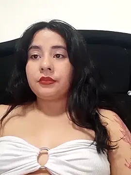 Snapshot of Yuli-27 chatting on February 20, 2026, 4:20 am Yuli-27 online show from February 20, 2026, 4:20 am