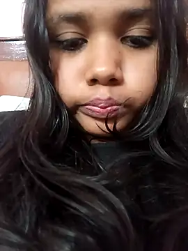 Snapshot of Aaradhya_Sharma chatting on February 4, 2026, 10:38 pm Aaradhya Sharma online show from February 4, 2026, 10:38 pm