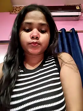 Snapshot of Aaradhya_Sharma chatting on March 1, 2026, 12:38 pm Aaradhya Sharma online show from March 1, 2026, 12:38 pm