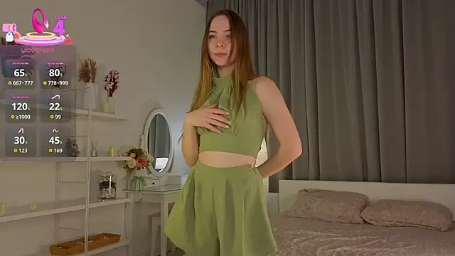 Snapshot of CarollSmithh chatting on October 10, 2025, 9:04 pm CarollSmithh online show from October 10, 2025, 9:04 pm