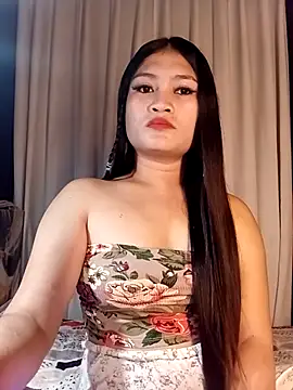 Naughtyalina2 online show from November 5, 2025, 11:41 pm