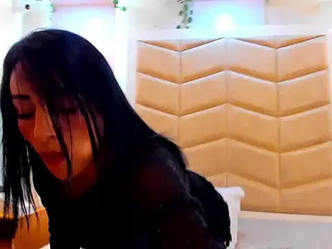 JanexHope online show from November 14, 2025, 10:46 pm