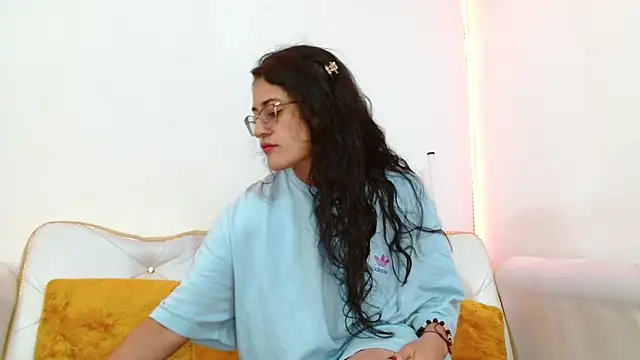 Luna Noire1 online show from November 27, 2025, 12:00 am