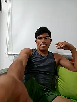 Snapshot of caspinth chatting on October 12, 2025, 8:32 pm caspinth online show from October 12, 2025, 8:32 pm