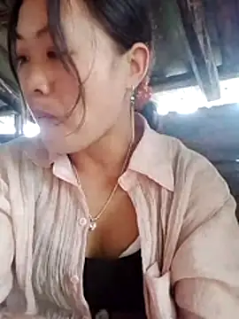 lusy-bae online show from October 31, 2025, 12:40 am