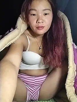 lylylove online show from November 30, 2025, 8:53 pm